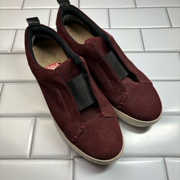 Kurt Geiger Suede SlipOn Trainers Women's US 9/EU 40 Red Maroon Leather Sneakers - Picture 1 of 8